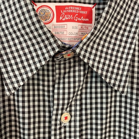 ROBERT GRAHAM Button Down Shirt Black & Gray Check Size XL EUC - Picture 3 of 8
